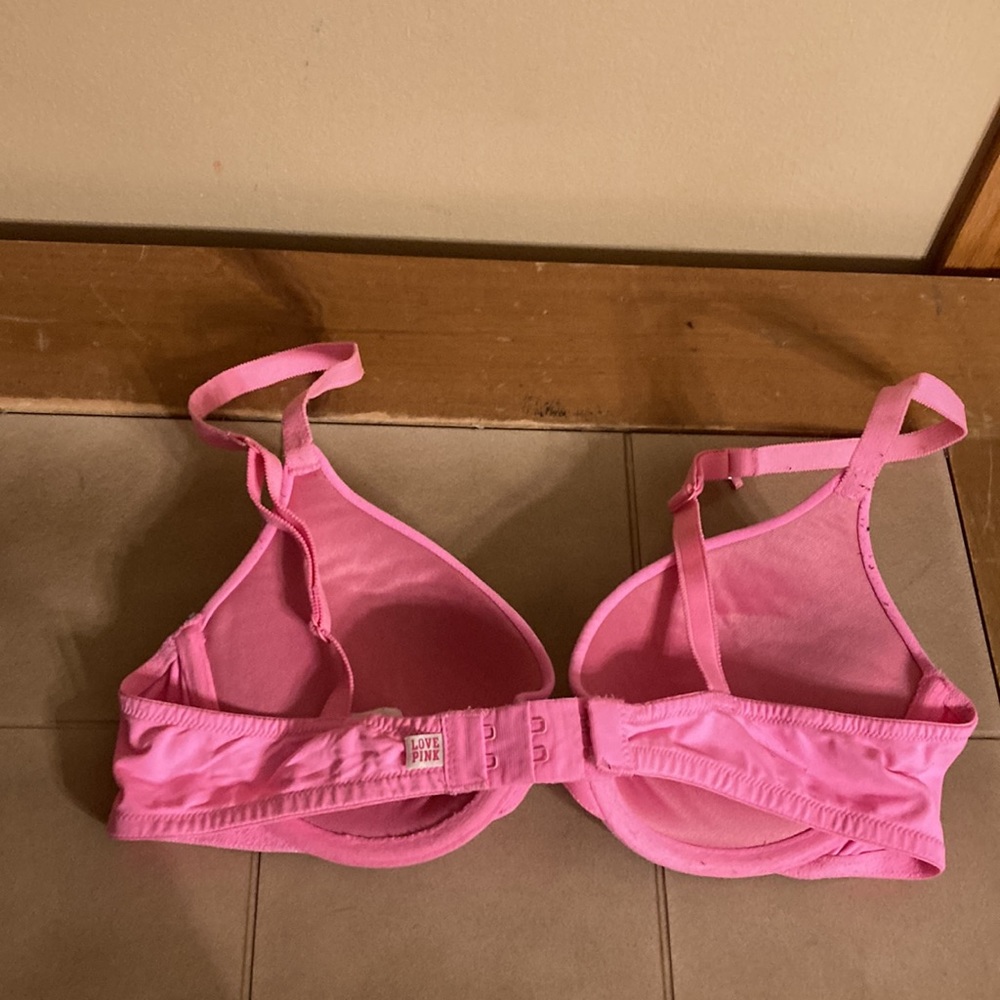 Victoria’s Secret‎ bra 34B - Picture 2 of 6
